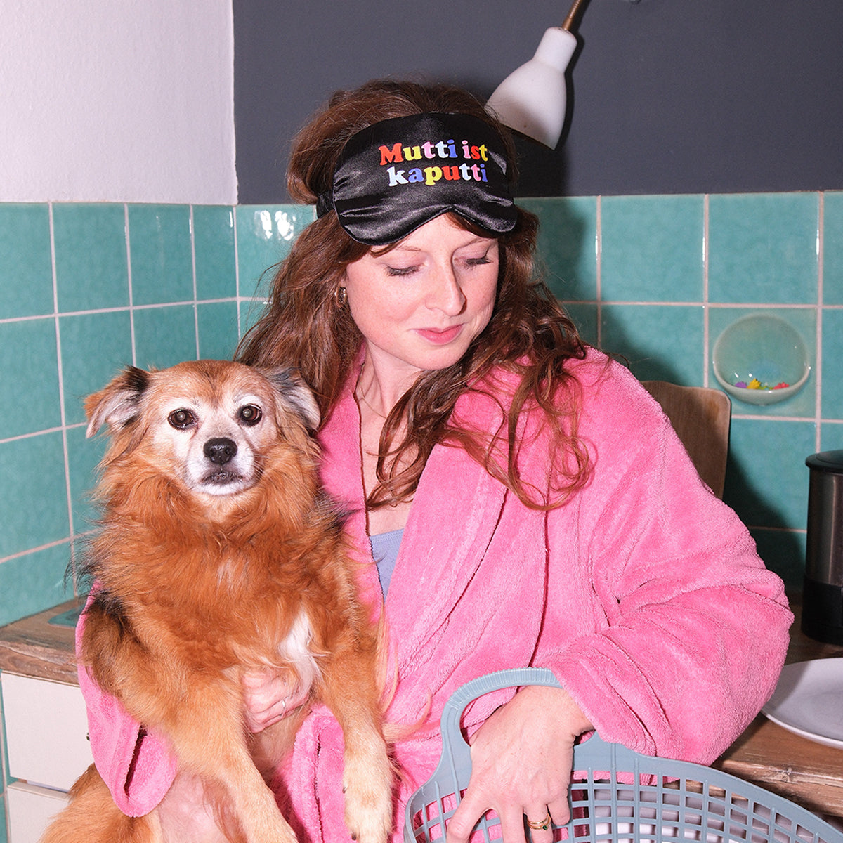 SCHLAFMASKE "MUTTI IST KAPUTTI"